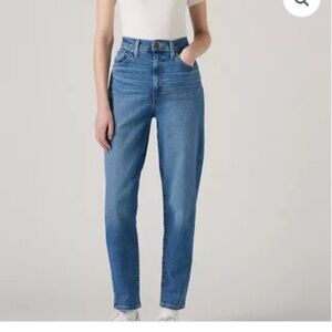 Levi's Women's High Rise Jeans in Blue